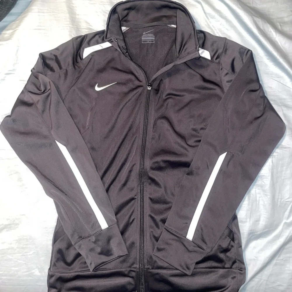 Nike Women's Dark Gray Jacket - Picture 1 of 5